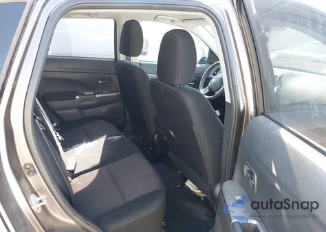 2019 Mitsubishi Outlander Sport 2.0 Es z USA, uszkodzony, nr VIN JA4AP3AU1KU029418